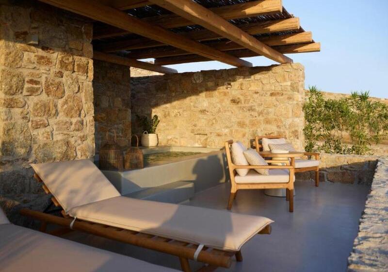 اتاق خانوادگی, Abba Sevilla