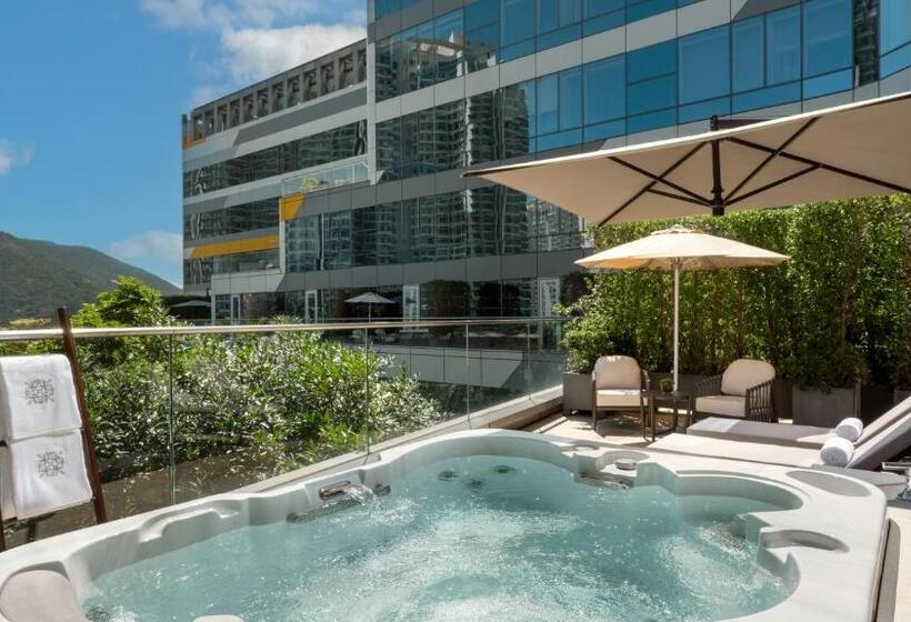 اتاق لوکس با تخت بزرگ, The Silveri Hong Kong Mgallery