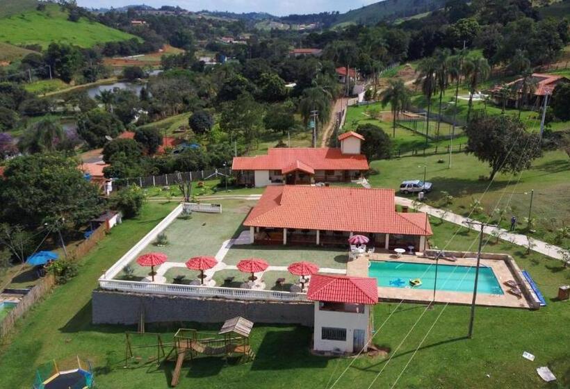 Suite with lake view, Pousada Sons Do Silêncio