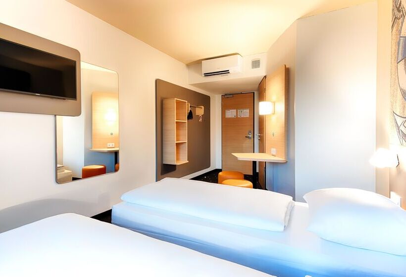 Номер Стандарт, B&b Hotel Emden