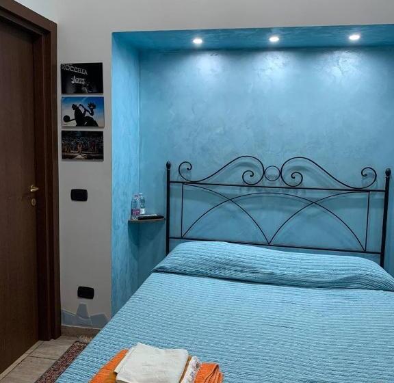 スタンダードルーム, Blue Sea