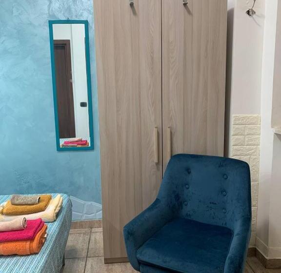 スタンダードルーム, Blue Sea