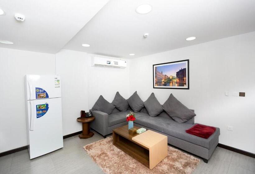 سوییت لوکس, اطلالة الشرفة 1 للشقق المخدومة Terrace View 1