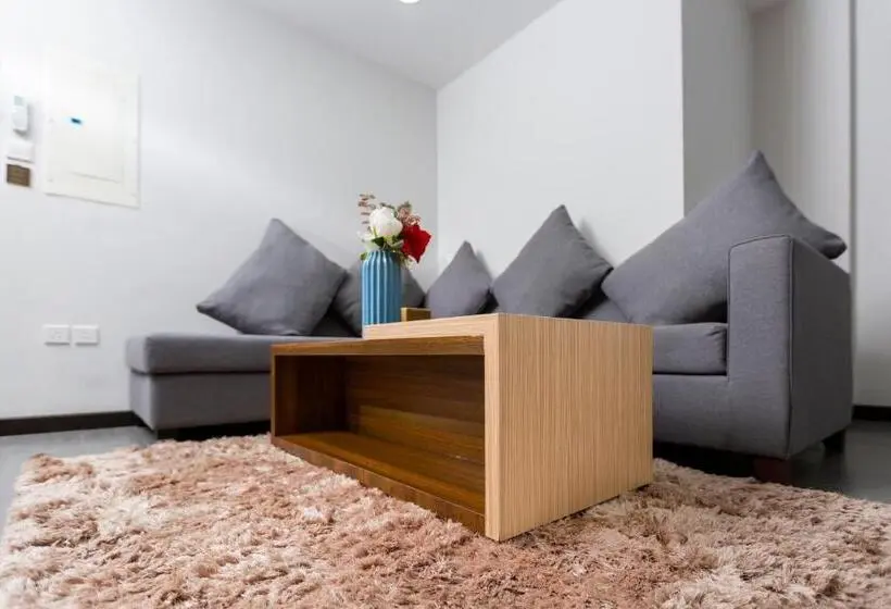 ３ベッドルームアパートメント, اطلالة الشرفة 1 للشقق المخدومة Terrace View 1