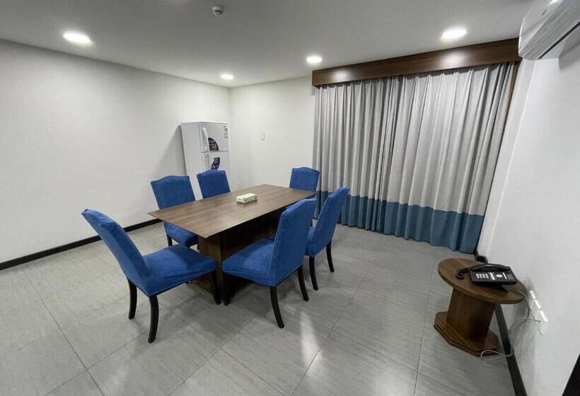 سوئیت 2 خوابه, اطلالة الشرفة 1 للشقق المخدومة Terrace View 1