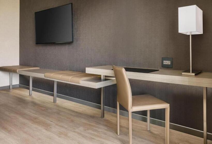 غرفة قياسية سرير كينج, Ac Hotel By Marriott Raleigh Downtown