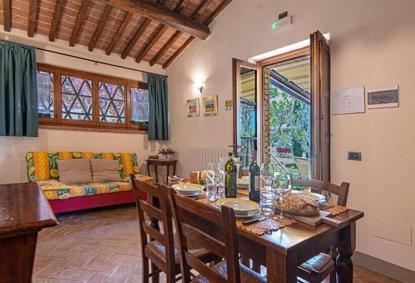 דירת חדר עם טרסה, Agriturismo Casavaiano