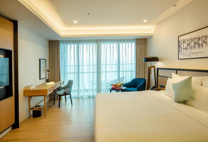 اتاق لوکس با بالکن و چشمانداز دریا, Flc City Hotel Beach Quy Nhon