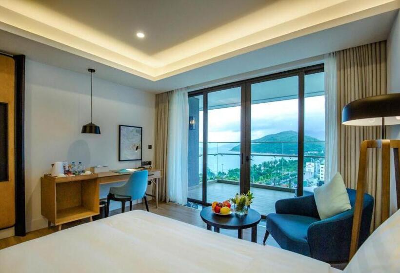 اتاق استاندارد با تخت بزرگ, Flc City Hotel Beach Quy Nhon