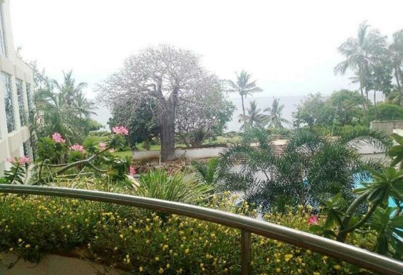 דירת חדר, Kilua Beach Resort