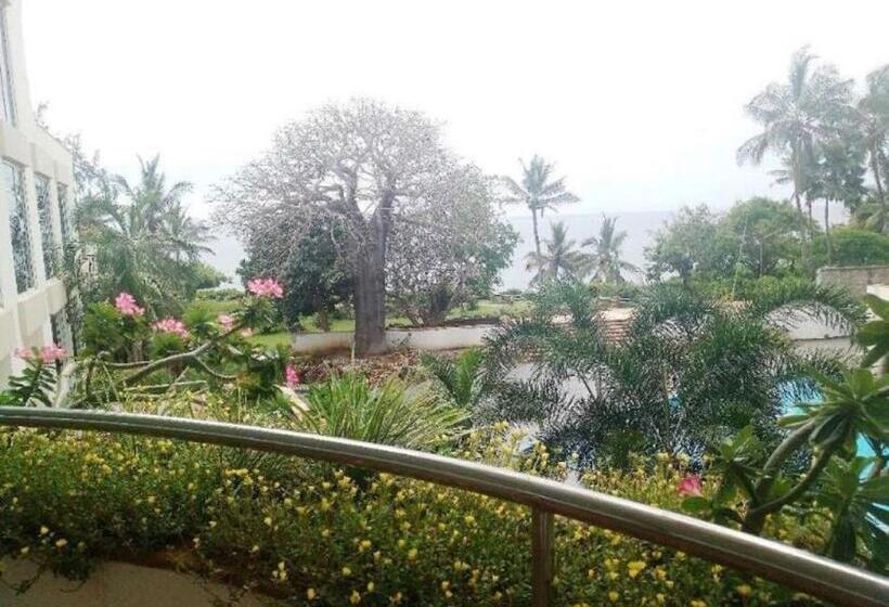 סוויטה נשיאותית, Kilua Beach Resort