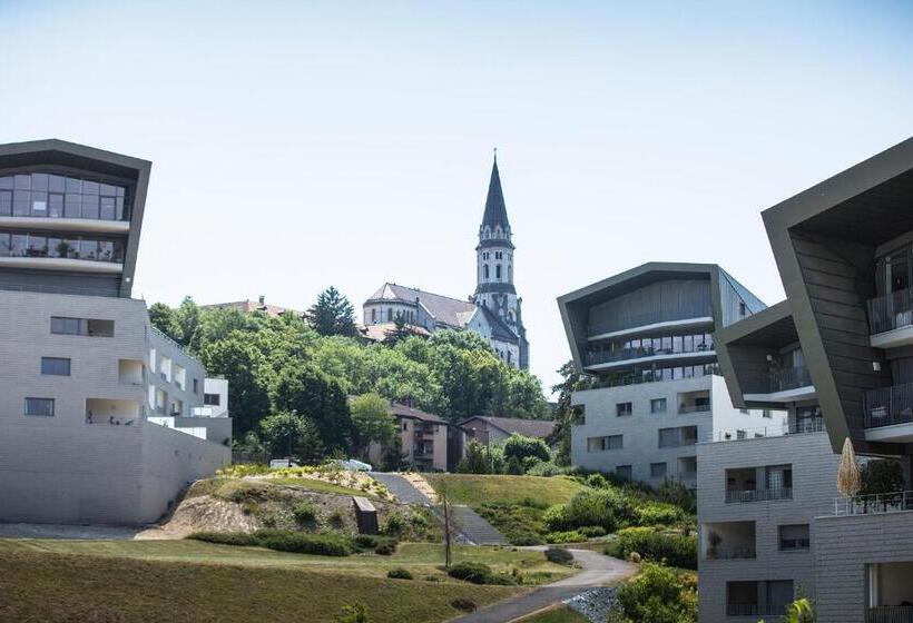 标准间, Le Pelican