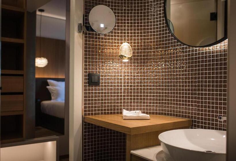 标准间带湖景, Le Pelican