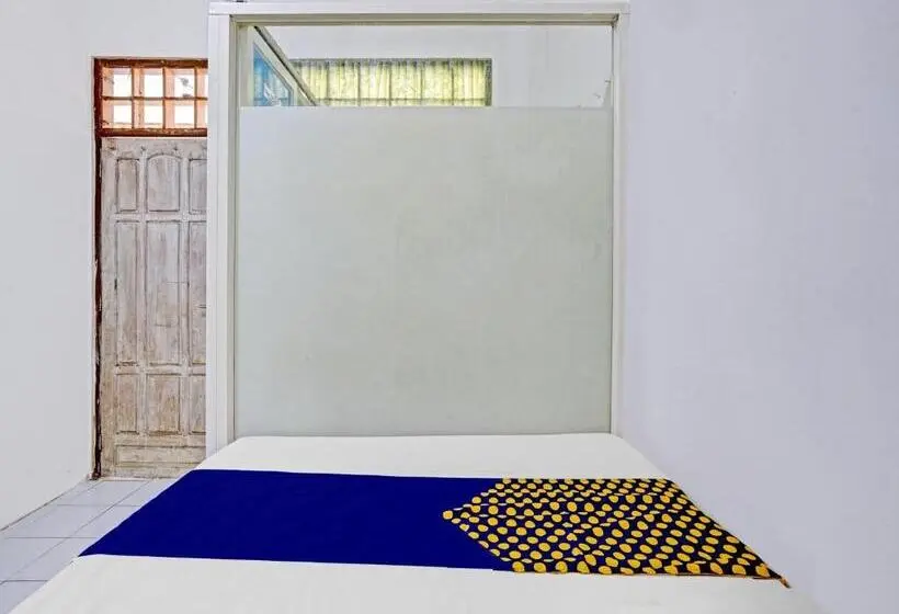 エコノミールーム, Spot On 90586 Hagawa Syariah Homestay