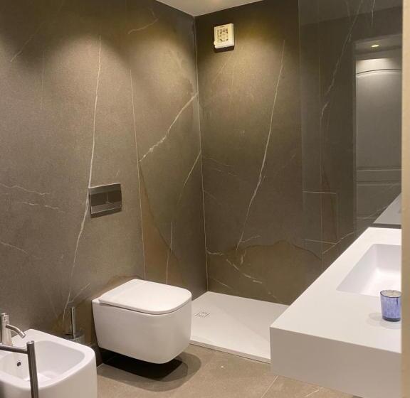 اتاق استاندارد با تخت بزرگ, Duomo Housing Catania Le Suites