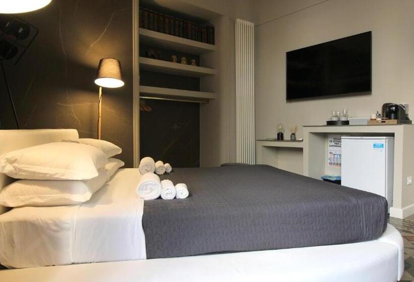 اتاق استاندارد با وان آب گرم, Duomo Housing Catania Le Suites