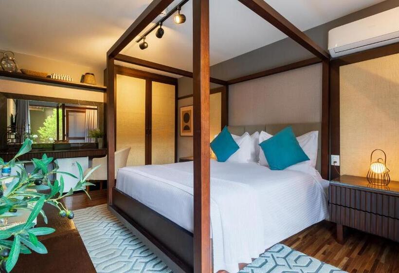 발코니가 있는 스위트, Pousada Boutique Figueira Da Serra