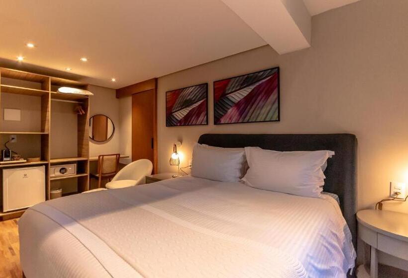 발코니가 있는 스위트, Pousada Boutique Figueira Da Serra