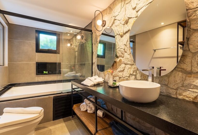 디럭스 룸, Pousada Boutique Figueira Da Serra