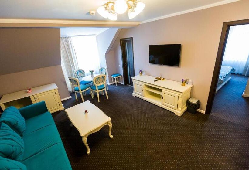 شقة ديلوكس غرفة واحدة, Royal Inn Busteni Adults Only