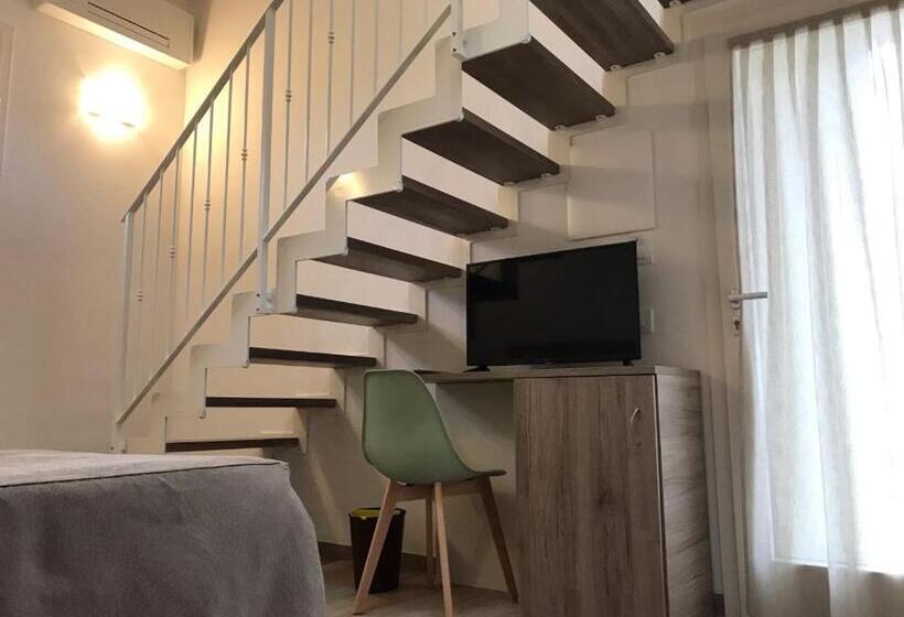 اتاق استاندارد چهار تخته, Terra Fina