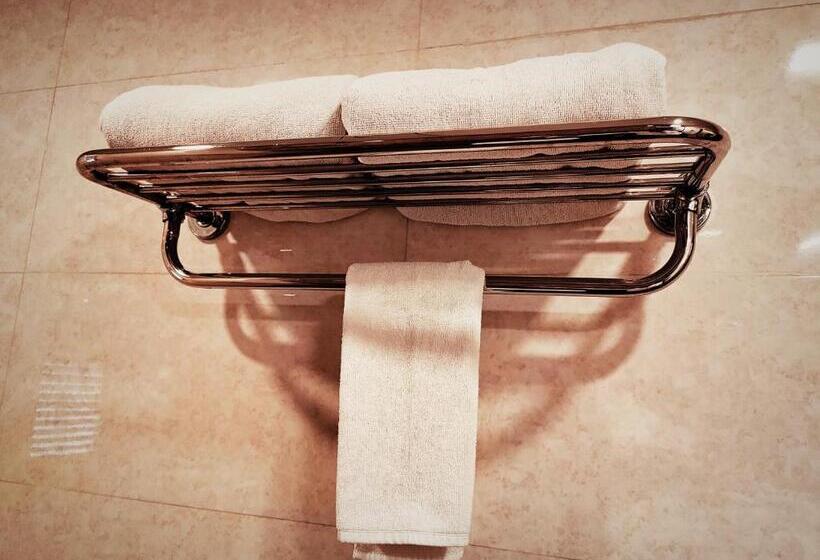 발코니 디럭스 룸, Sambhabana Hotel & Suites