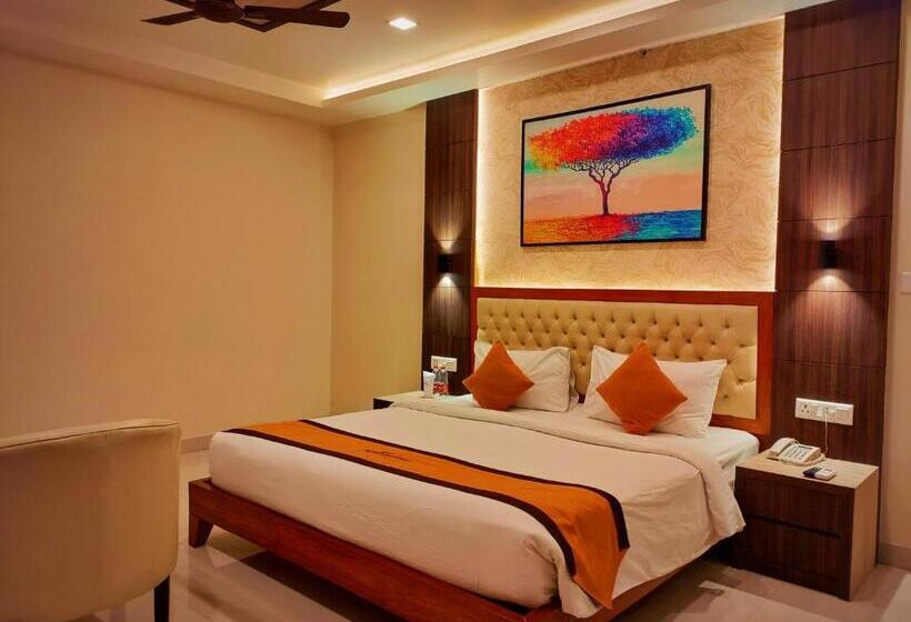 디럭스 룸, Sambhabana Hotel & Suites