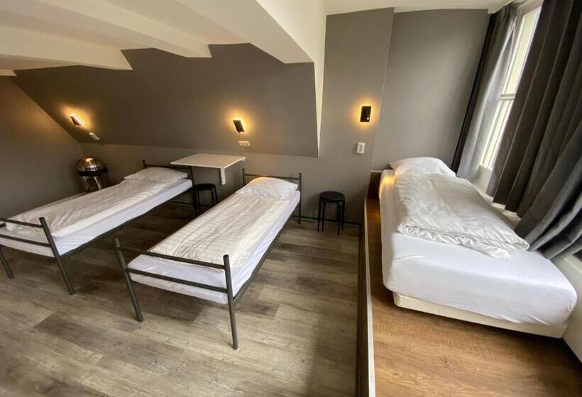 تختخواب در اتاق مشترک, Xplore Hostel Amsterdam