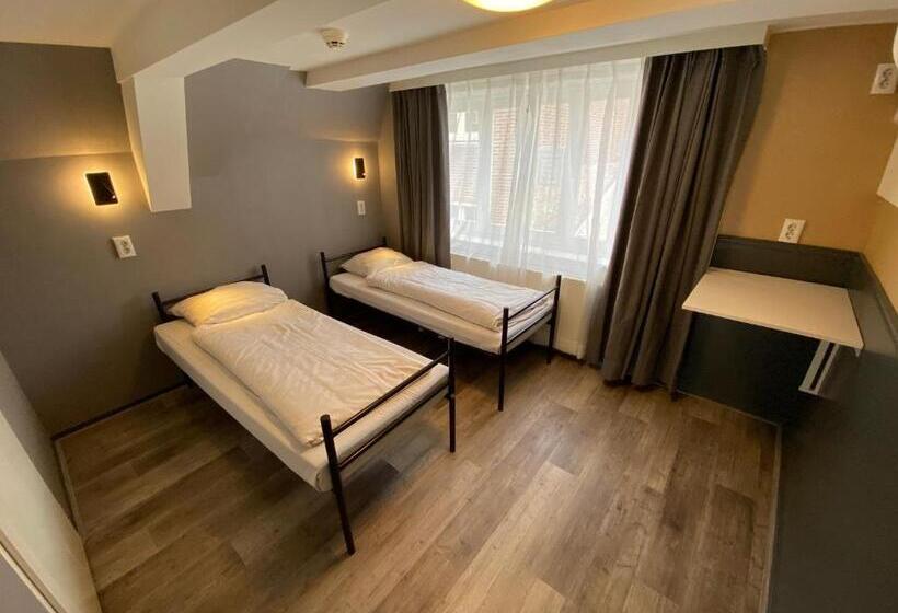 اتاق استاندارد, Xplore Hostel Amsterdam