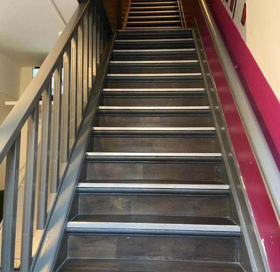 اتاق استاندارد سه نفره, Xplore Hostel Amsterdam