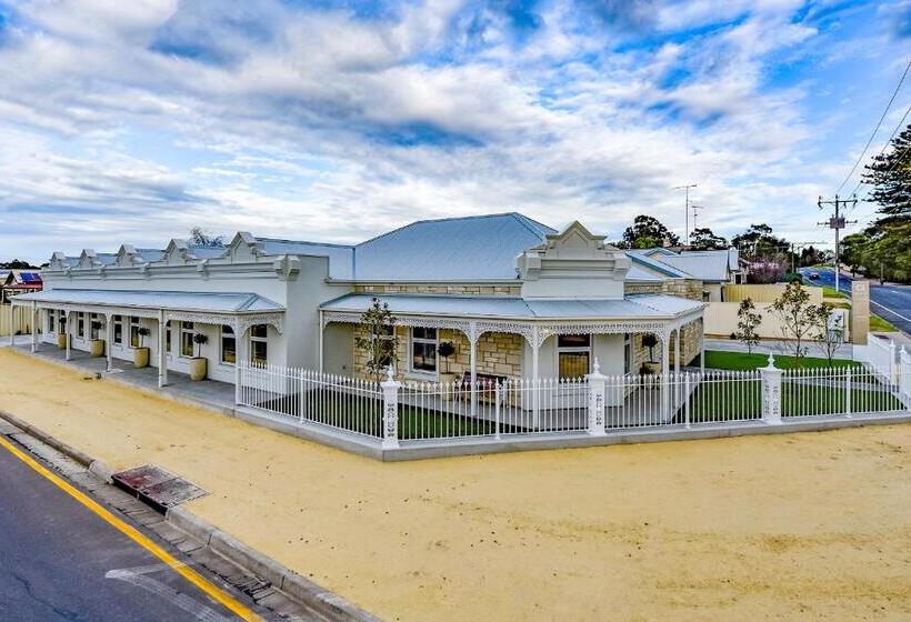 استودیوی لوکس, Aloha Central Luxury Accommodation