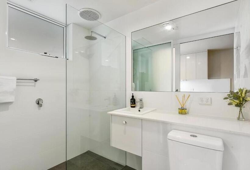 استودیوی لوکس, Aloha Central Luxury Accommodation