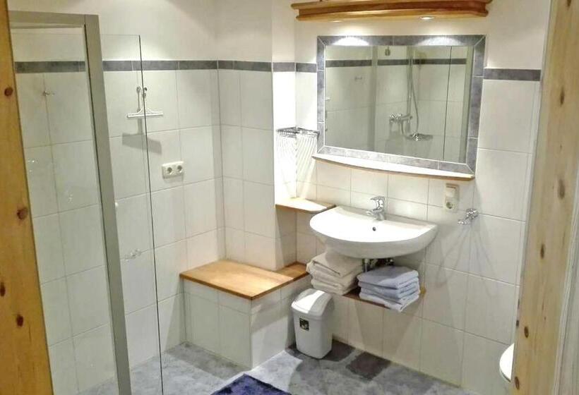 דירת שני חדרים, Bergbauernhof Simmerl