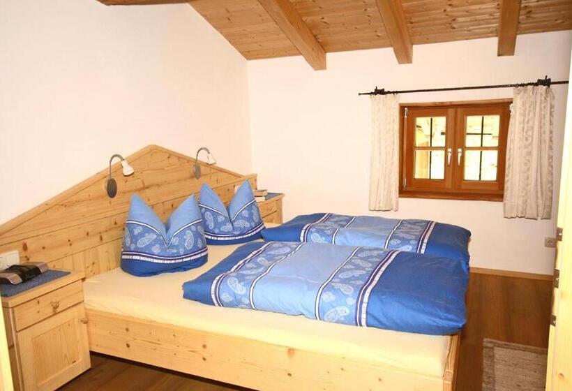 带2个卧室的公寓, Bergbauernhof Simmerl