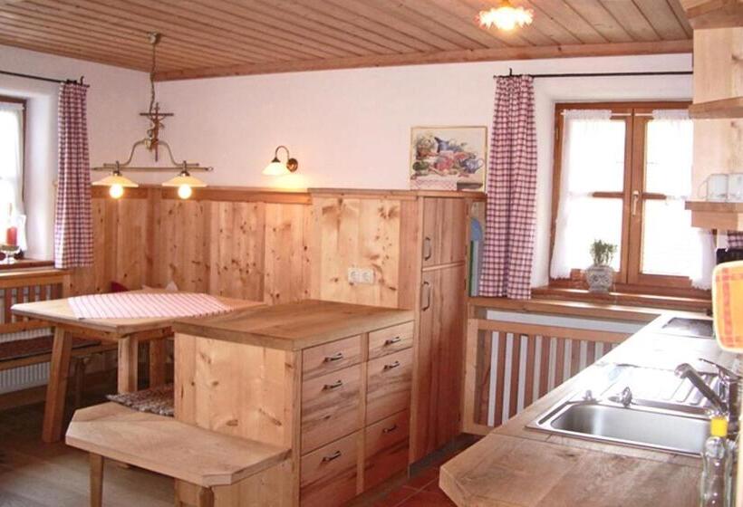 带3个卧室的公寓, Bergbauernhof Simmerl