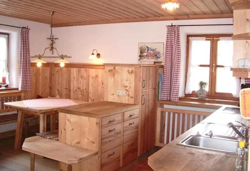３ベッドルームアパートメント, Bergbauernhof Simmerl