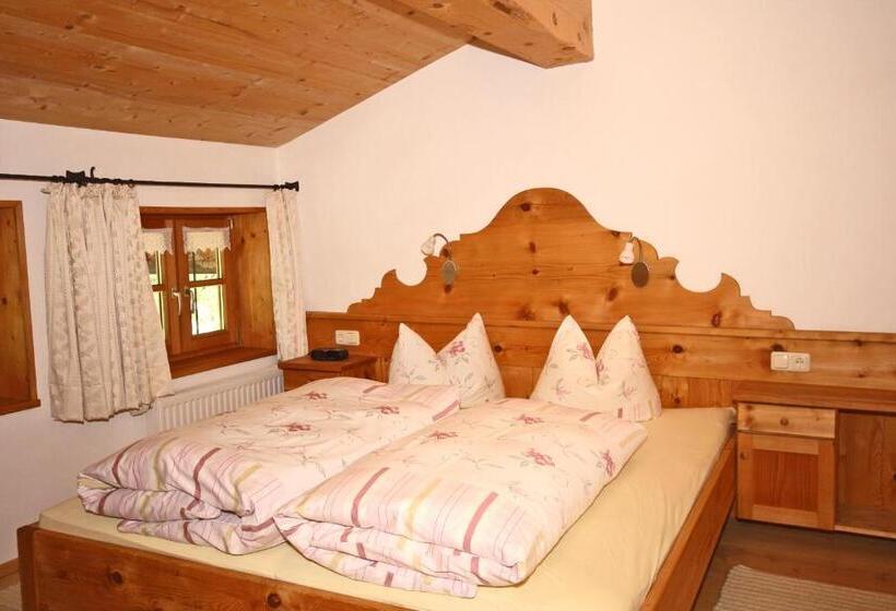 带2个卧室的公寓, Bergbauernhof Simmerl