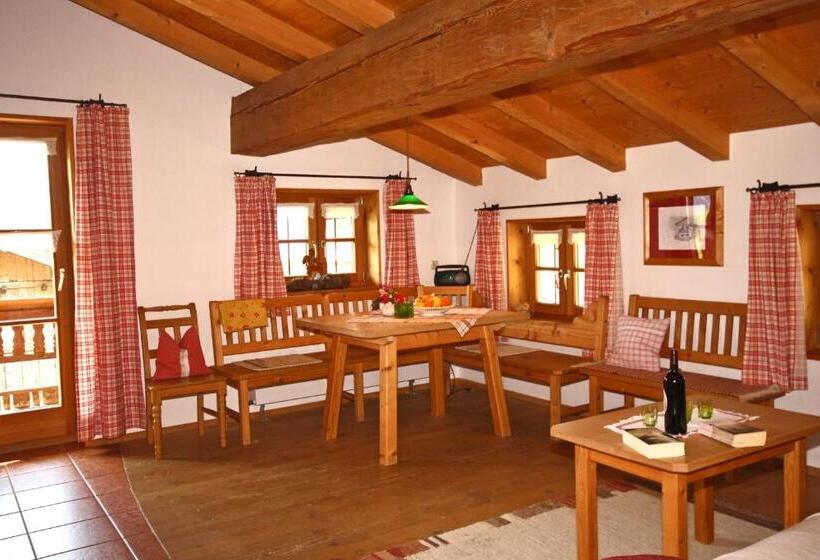 带2个卧室的公寓, Bergbauernhof Simmerl