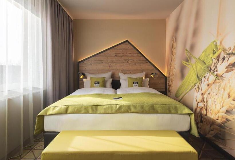 Трехместный Номер Deluxe, Holiday Inn   The Niu, Mill Cologne Mülheim, An Ihg