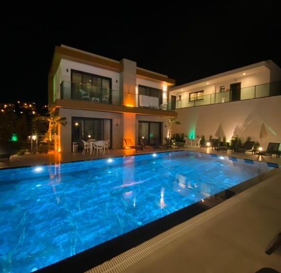 Suíte 2 Dormitórios, Milenyum Residence