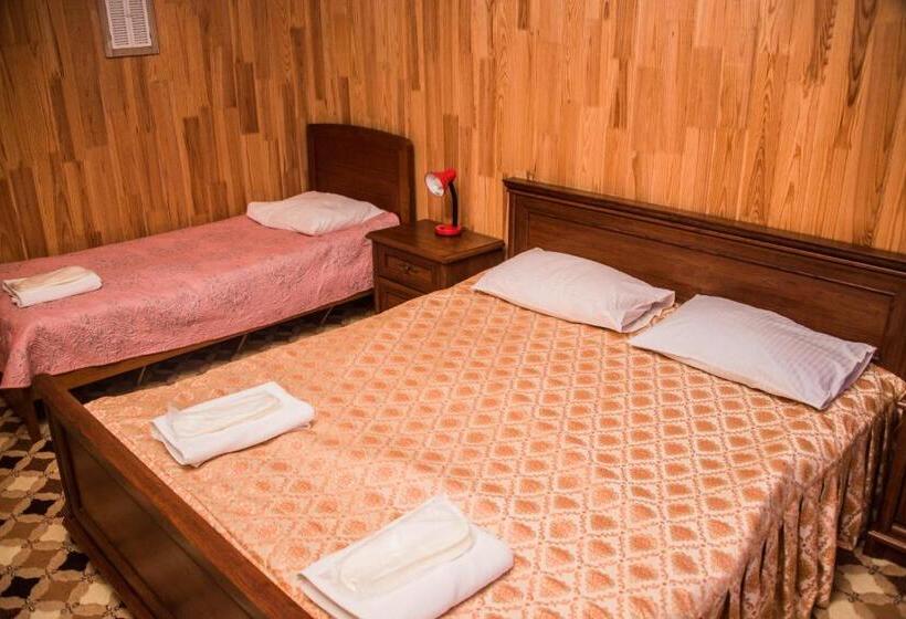 سوئیت جونیور با چشم‌انداز کوهستان, Olga Hotel Spa