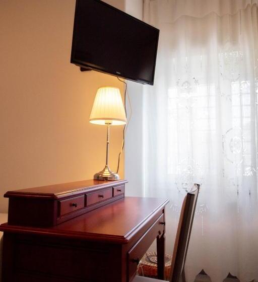 Номер Стандарт, Bed Adelaide
