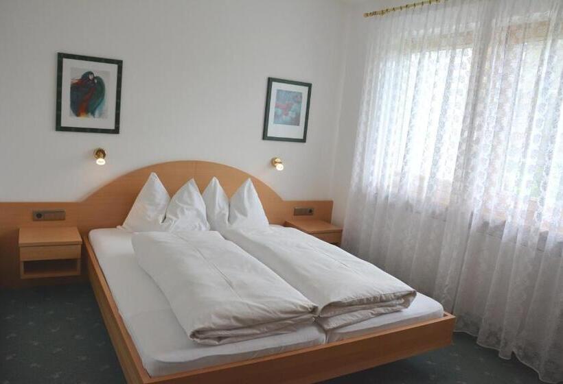 דירת חדר, Residence Feldhof