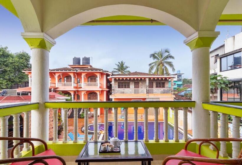 חדר דלוקס, Larios Beach Holidays