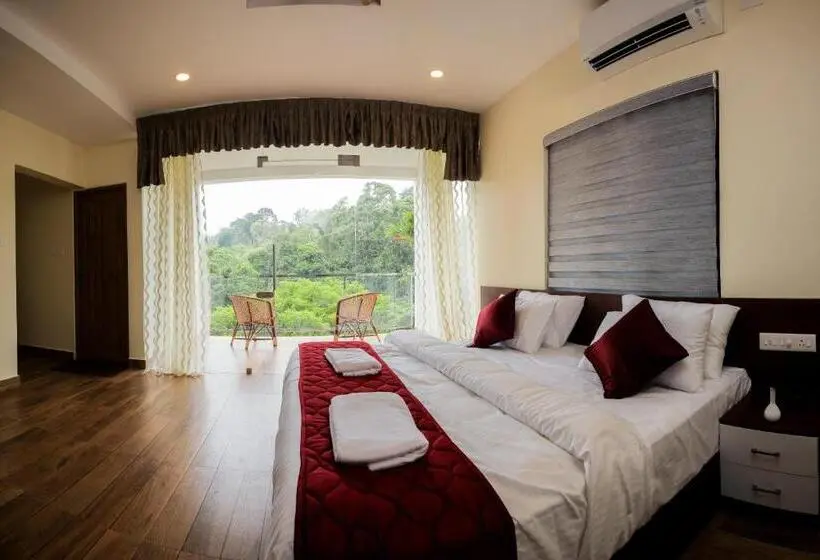 Sviitti Parveke, Thenmala Hormuz Inn