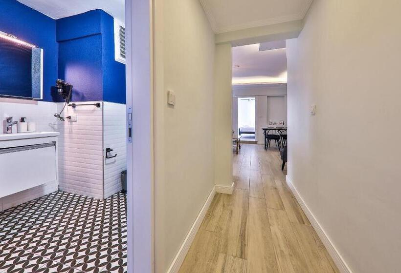 דירת חדר, Yaz Apart