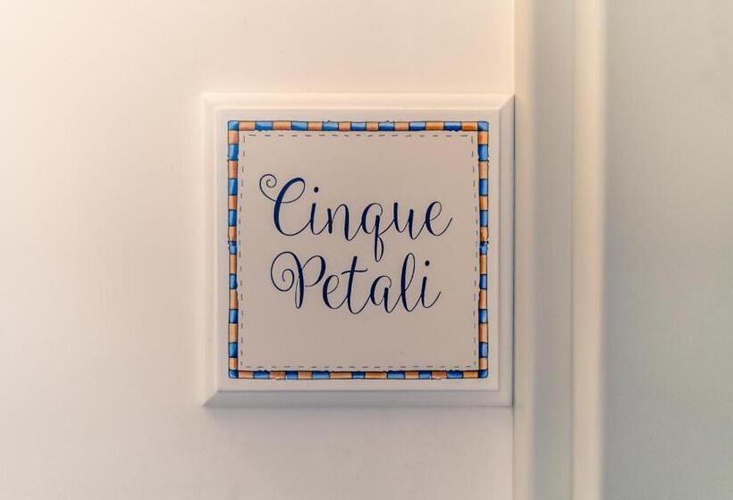 غرفة ديلوكس رباعية, Domus San Giovanni