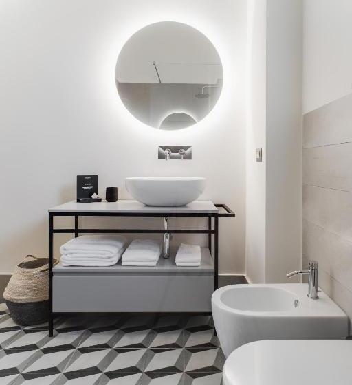 סוויטה, Palazzo Frangipane