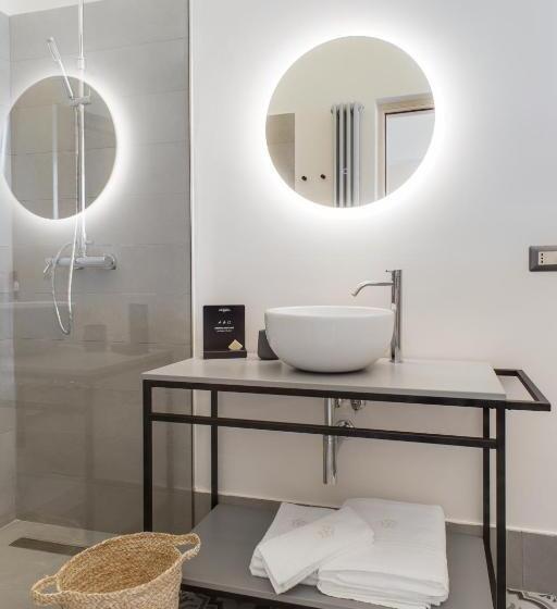 סוויטת ג'וניור עם טרסה, Palazzo Frangipane