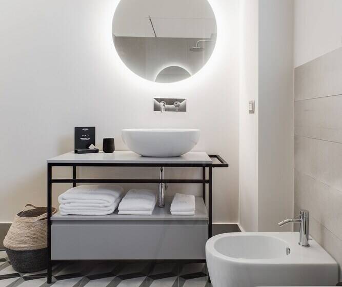 סוויטה, Palazzo Frangipane